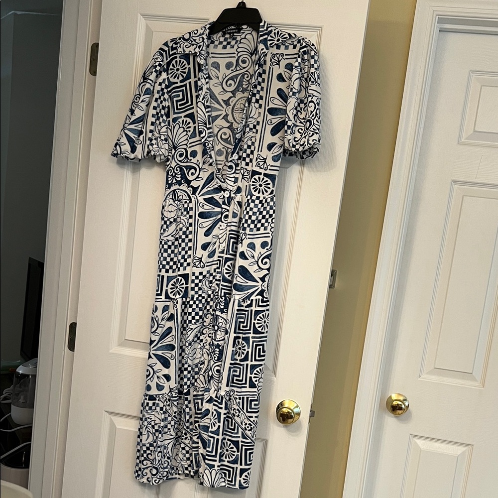Elegant Blue and White Patterned Dress